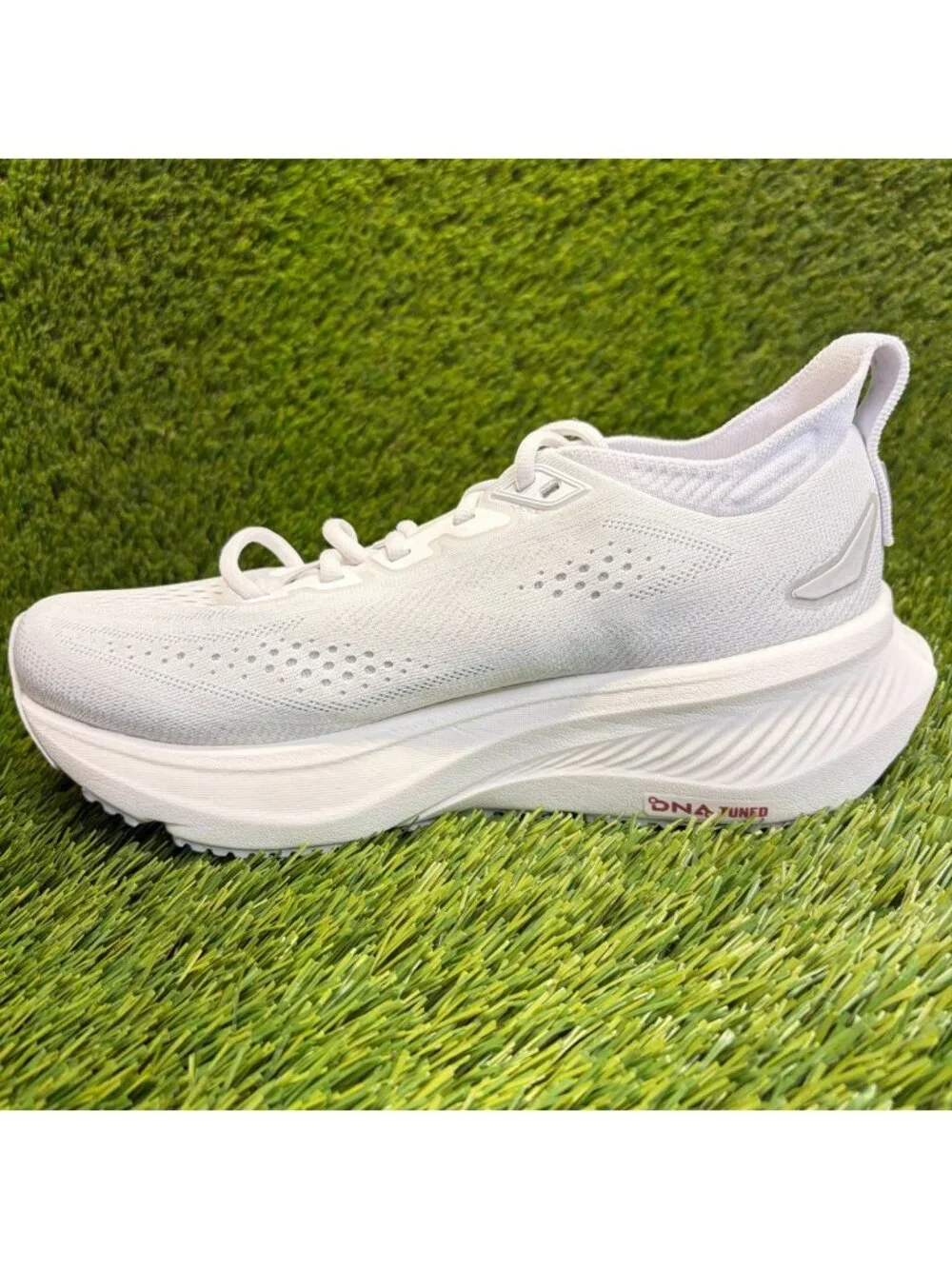 Brooks seller notes
